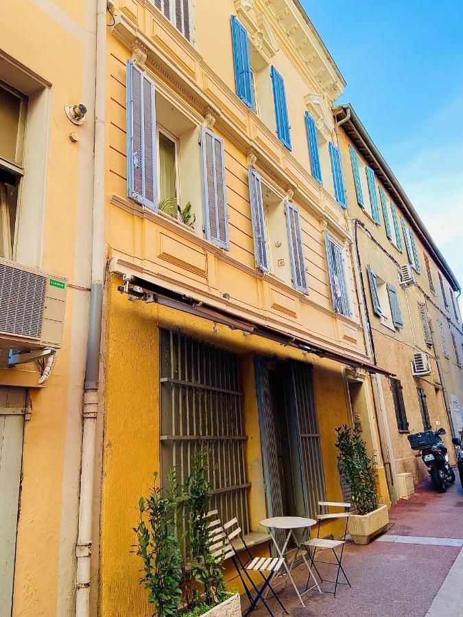 Studio 2 Neuf A 100M Des Plages Et De La Gare Saint-Raphaël Exterior foto